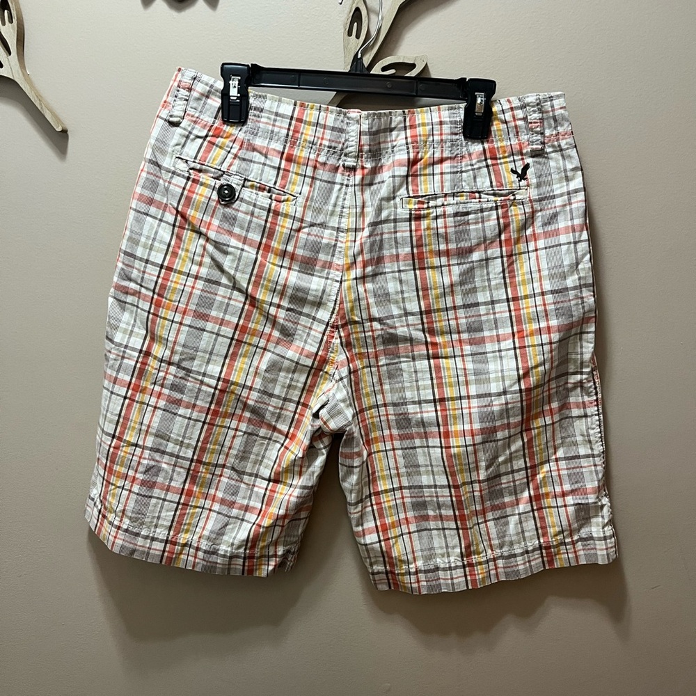 American Eagle Men’s Plaid Shorts Size 33 - Picture 3 of 6